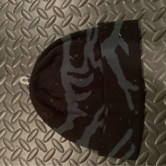 Brand New Arc’Teryx Grotto Toque - Picture 2 of 3